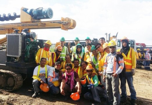 泰州合(hé)洪精密(mì)制造有(you)限公司(sī)中标菲(fēi)律賓國(guó)家電網(wang)公司的(de)CNP 230千伏主(zhǔ)幹網工(gong)程項目(mu)